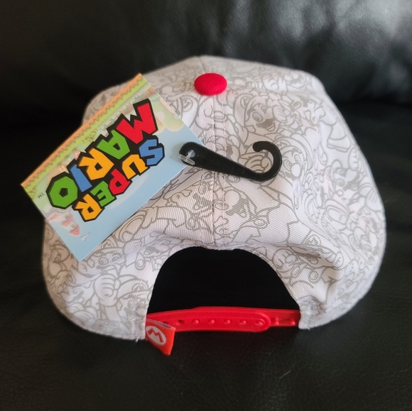 Nintendo Super Mario Red/White Mario Snapback Hat - Picture 4 of 11